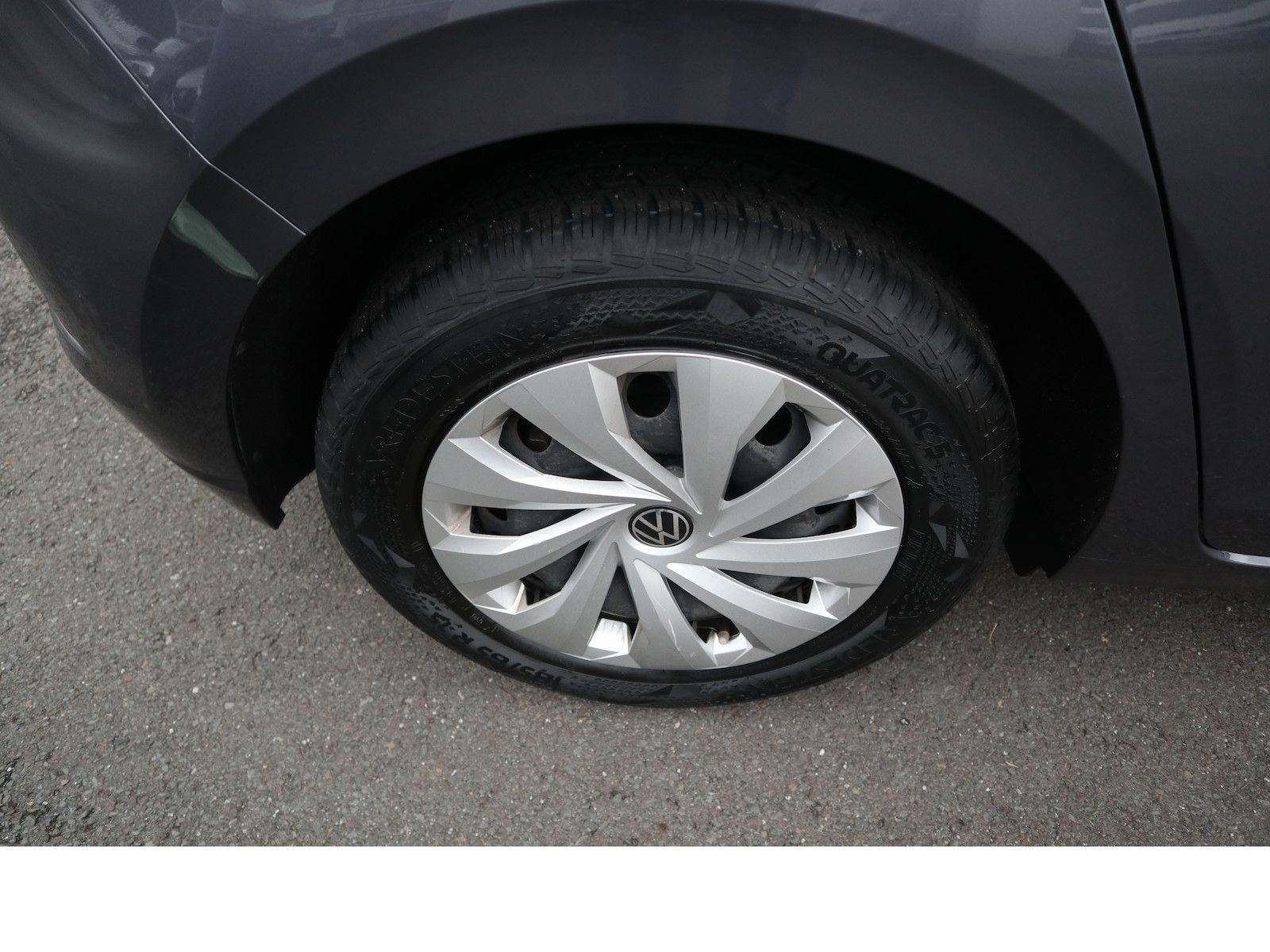 Fahrzeugabbildung Volkswagen Polo Life Tempo SHZ Schekheftgepflegt