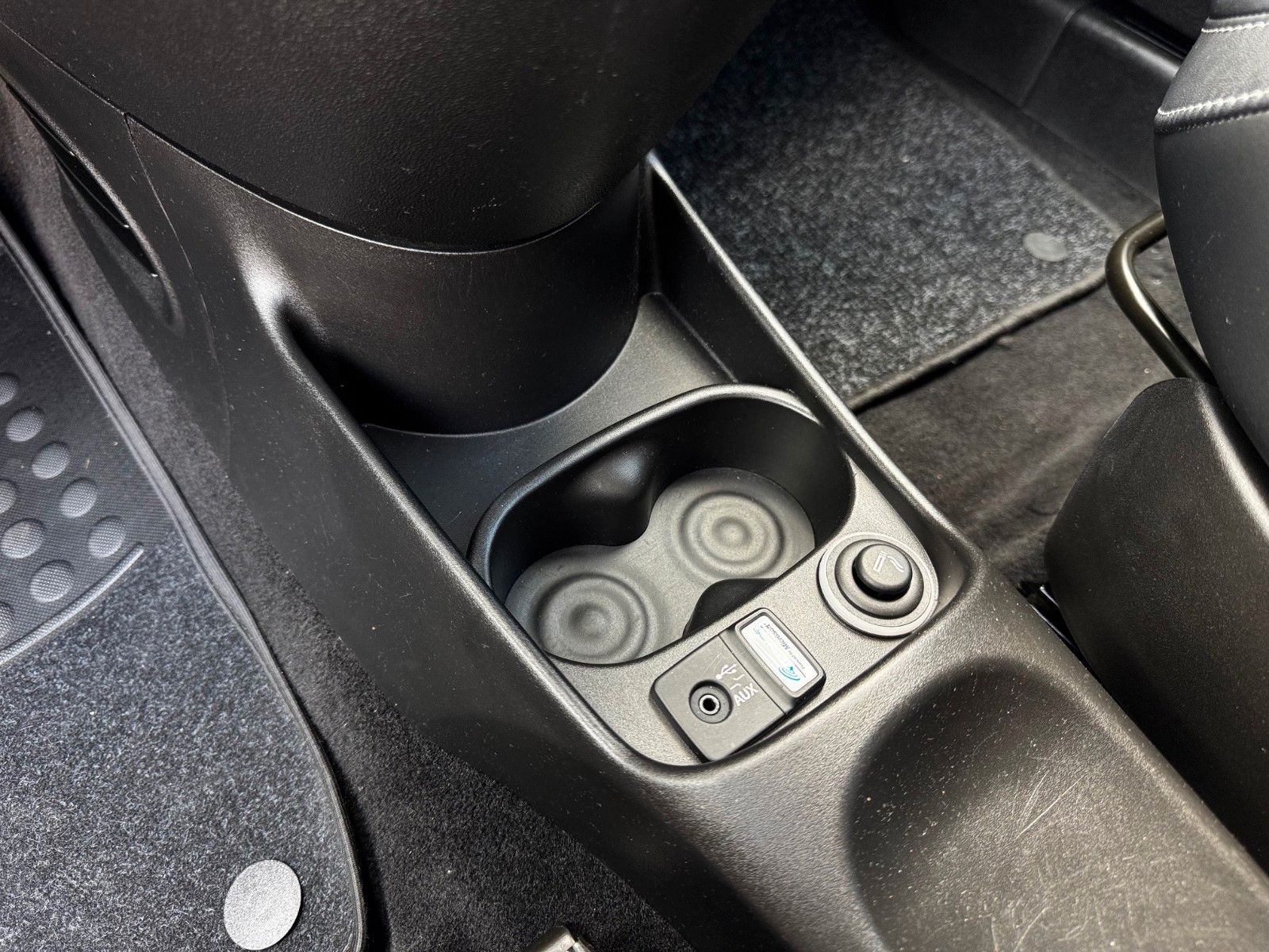 Fahrzeugabbildung Abarth 595C Turismo 1.4 T-Jet 16V Cabrio Automatik