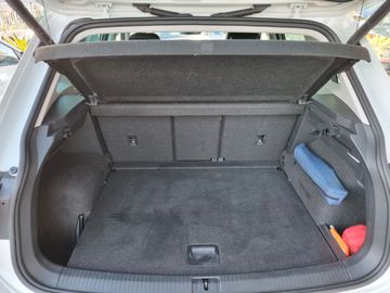 Volkswagen Tiguan - 8