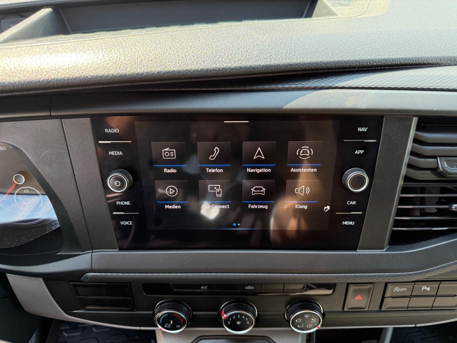Volkswagen T6.1 Transporter DSG LED ACC NAVI SORTIMO STDHZ
