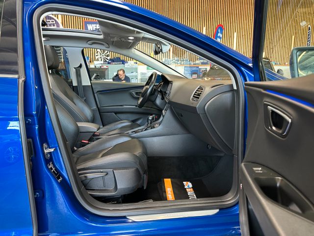 Seat Leon ST *Keyless*Pano*SpurHT*AHK*LED*Ambiente*