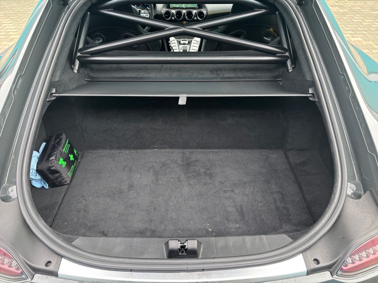 Fahrzeugabbildung Mercedes-Benz AMG GT R PRO ACC AUT Fernlichtass. Kam. Keramik