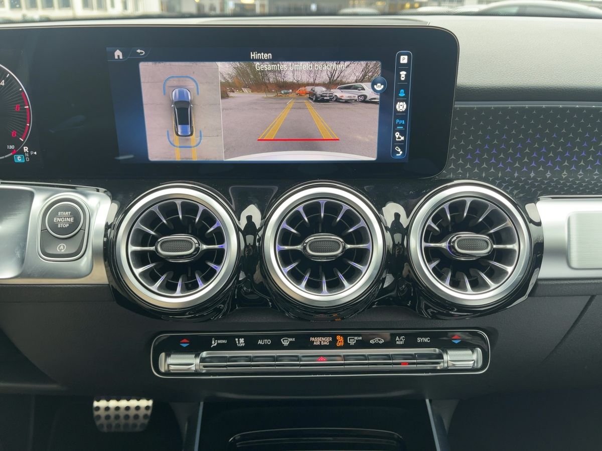 Fahrzeugabbildung Mercedes-Benz GLB 200 d 4M AMG/Night/Pano/360°/AHK