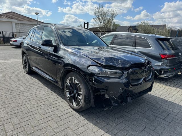 BMW iX3 M Sport Hud Harman Panorama Leder LED