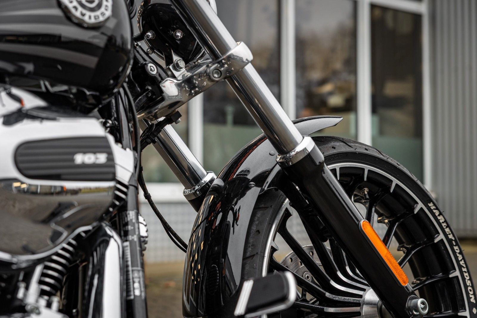 Fahrzeugabbildung Harley-Davidson FXSB Breakout 103 - Jekill & Hyde