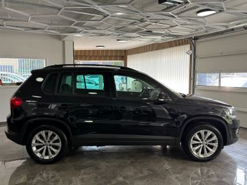 Volkswagen Tiguan - 5