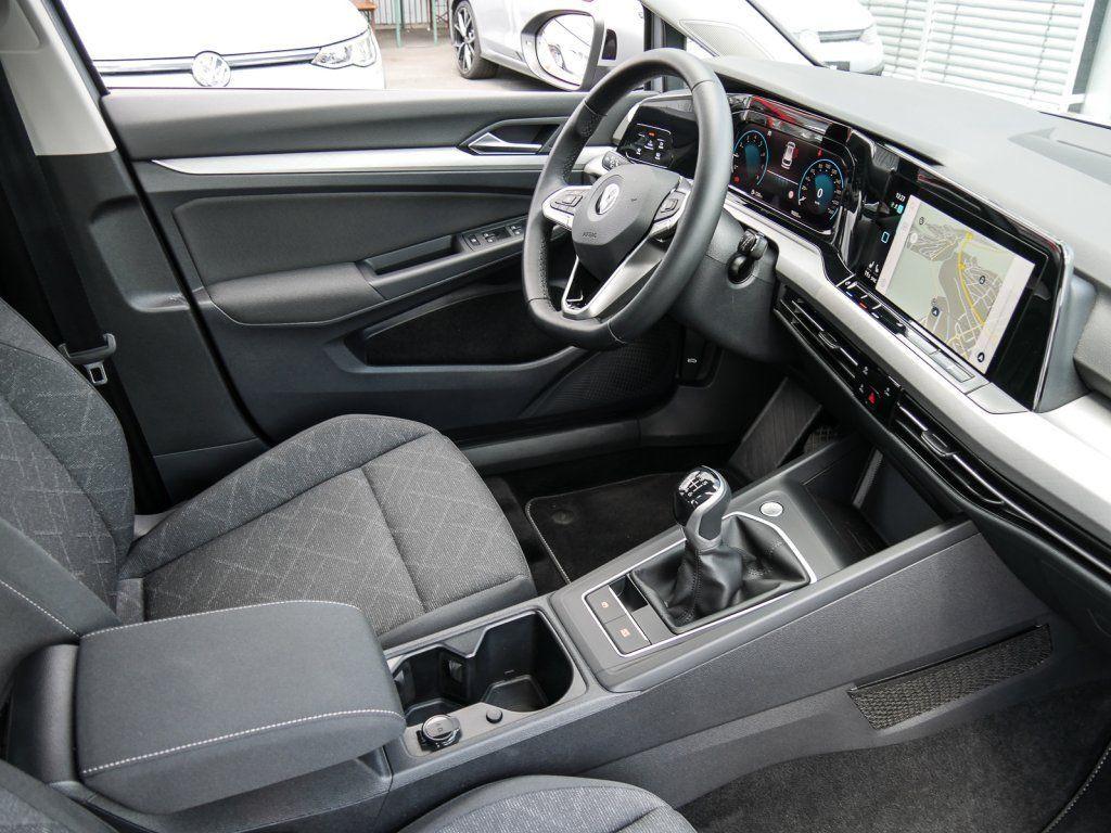 Volkswagen Golf VIII Variant 1.0 TSI Life Navi LED Light As