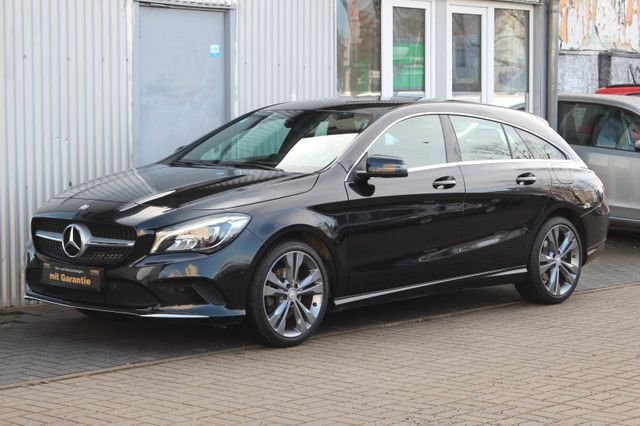 MERCEDES-BENZ CLA 180 Shooting Brake AMG line+Navi+LED+T-Leder