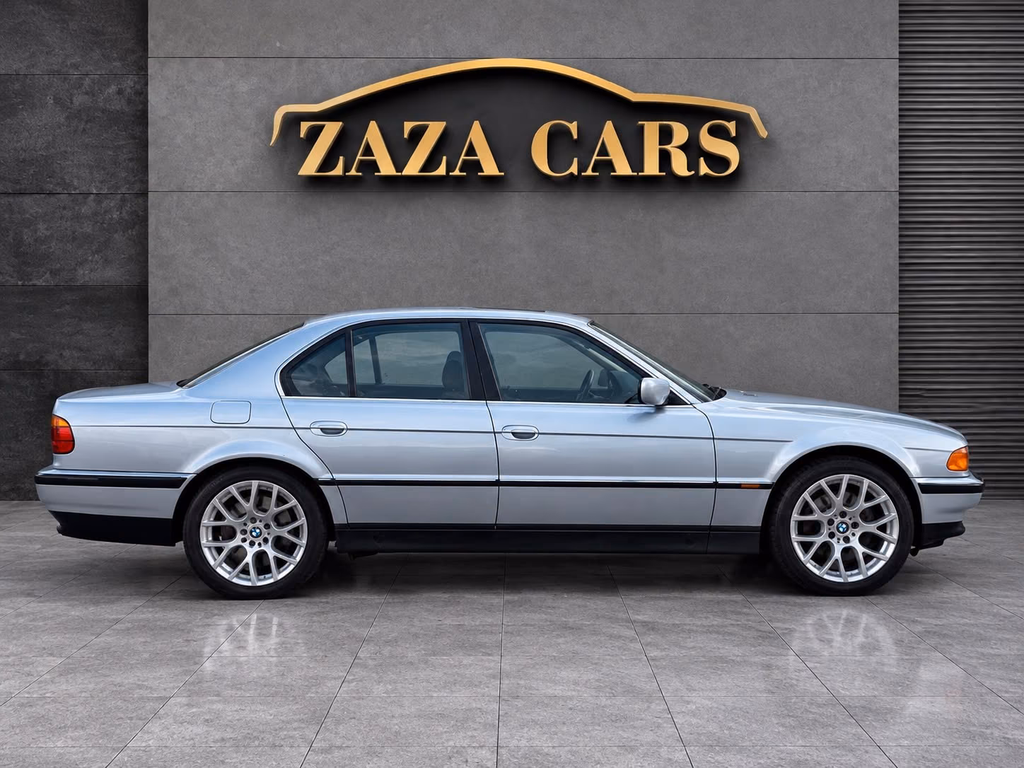 BMW 728i - 193 CV - BVA - ENTRETIEN COMPLET