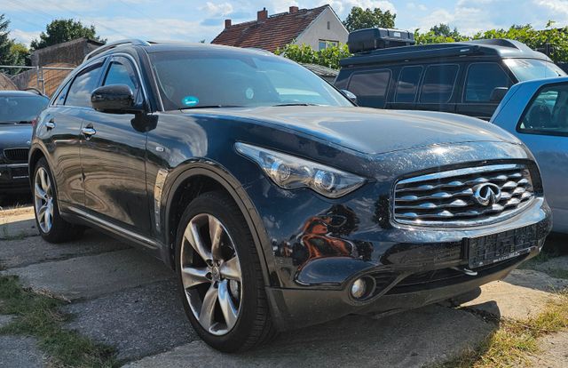 Infiniti FX FX30d GT  Automatik, Leder