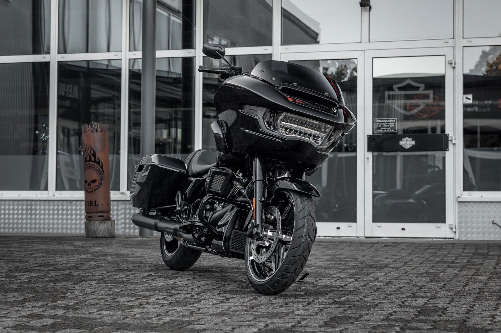 Fahrzeugabbildung Harley-Davidson ROAD GLIDE FLTRX 117ci MY25 - SOFORT VERFÜGBAR