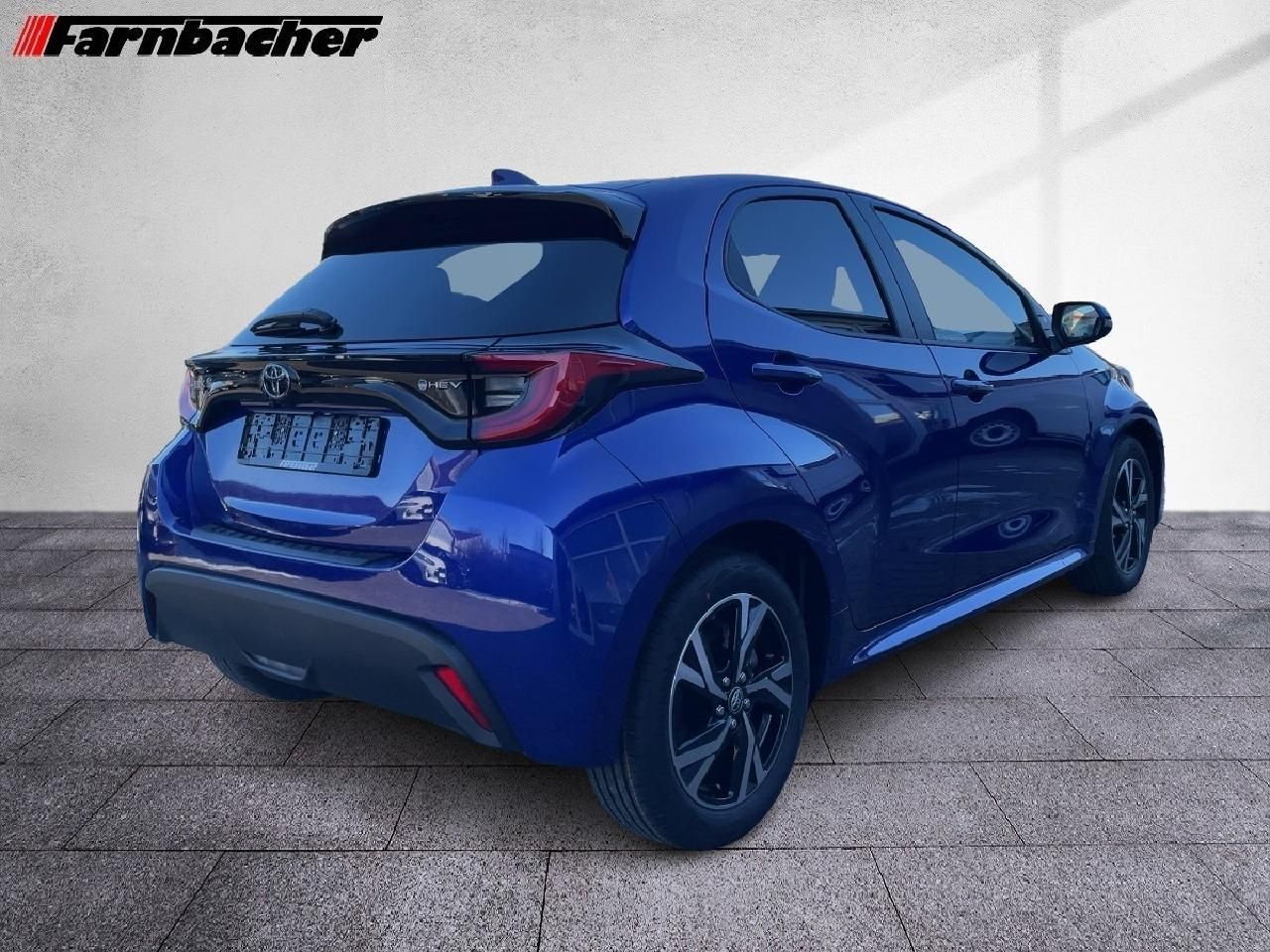 Fahrzeugabbildung Toyota Yaris Hybrid 116 PS Team D + Comfort Paket