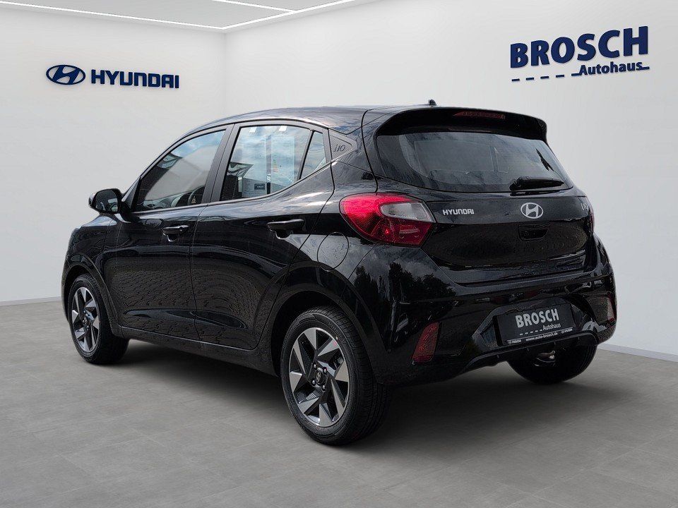 Fahrzeugabbildung Hyundai i10 1.0 (FL) TREND AUT++NAVI++KLIMA++CARPLAY++BT