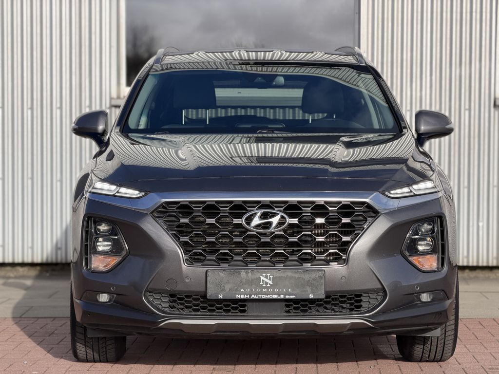 Image of Hyundai SANTA FE