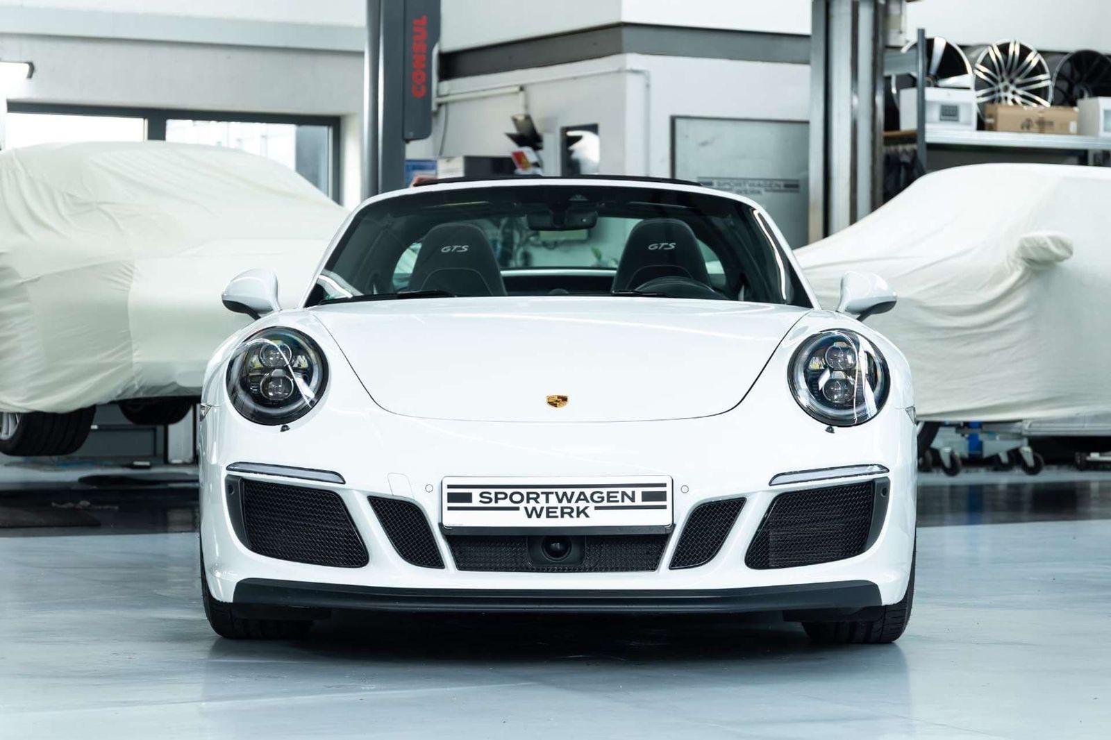 PORSCHE 991 I 911 Carrera Targa 4 GTS I PDLS+ I Carbon