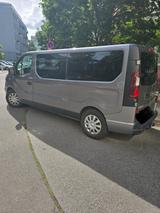 Opel Vivaro 9 sitze 2. hand - Opel Vivaro mit Diesel-Antrieb: Leder