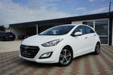 Hyundai i30 YES 1.6*Kamera*Navigation*Tempomat*SHZ*PDC* - Hyundai i30: Weiß