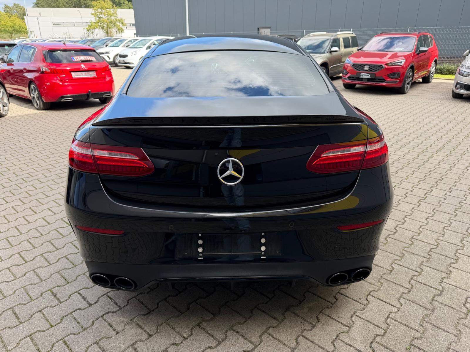 Mercedes-Benz E 300 EDITION 1 /AMG/ PANO/LEDER/NIGHTPACKET