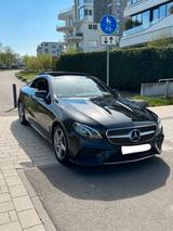 Mercedes-Benz E 200 4MATIC Autom. Panoramadach - Mercedes-Benz E 200 mit Benzin-Antrieb: Panorama-Dach, Limousine