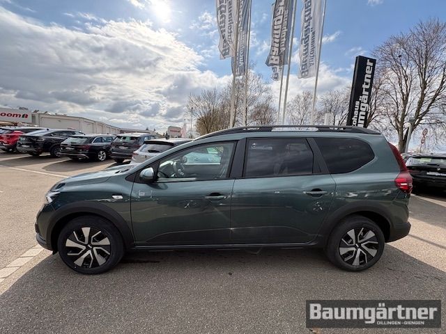 Fahrzeugabbildung Dacia Jogger Expression TCe 110 7-Sitzer/PDC/Tempomat