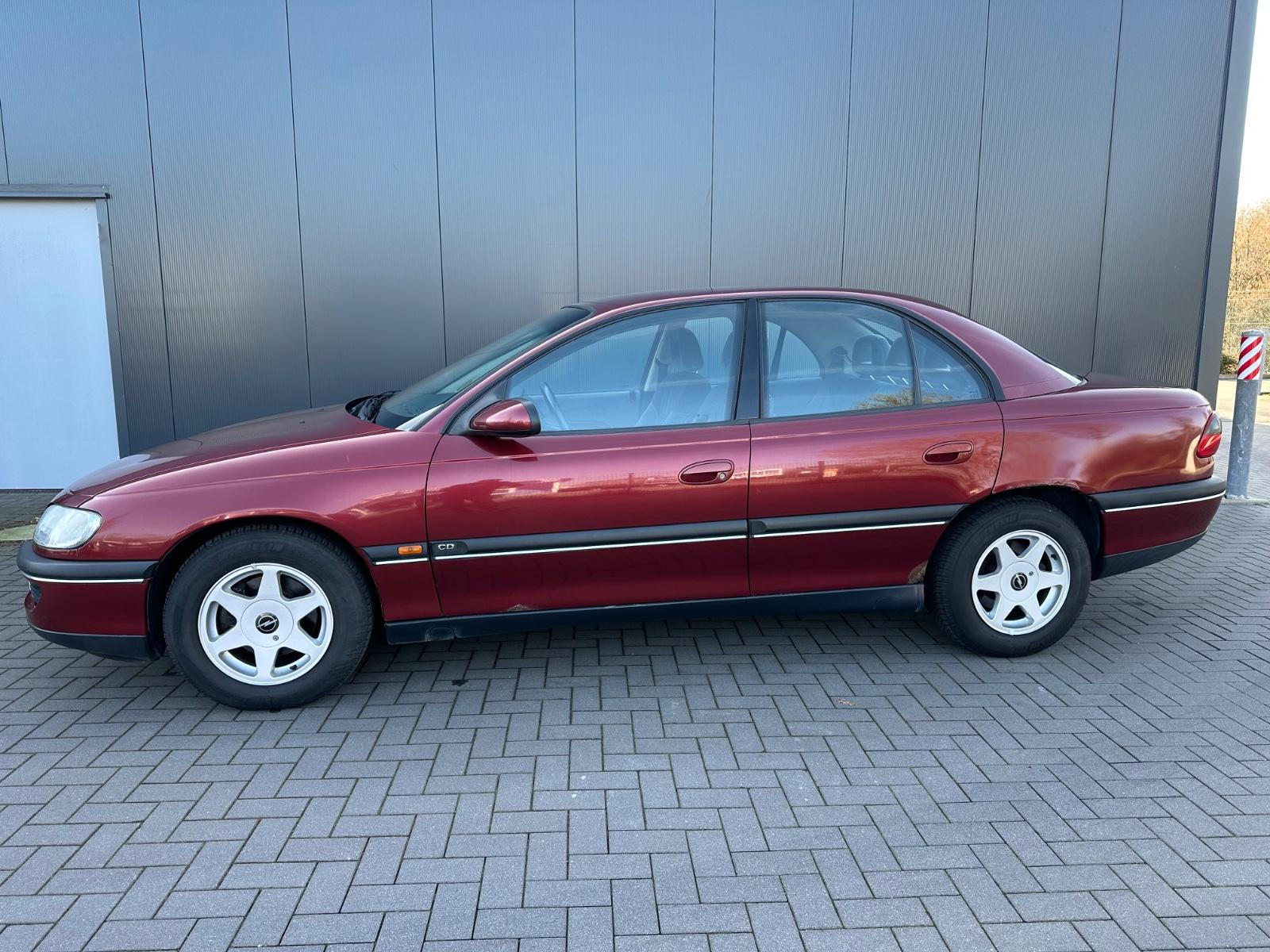 Opel Omega 2.0 16V * 2.Hand * Automatik *