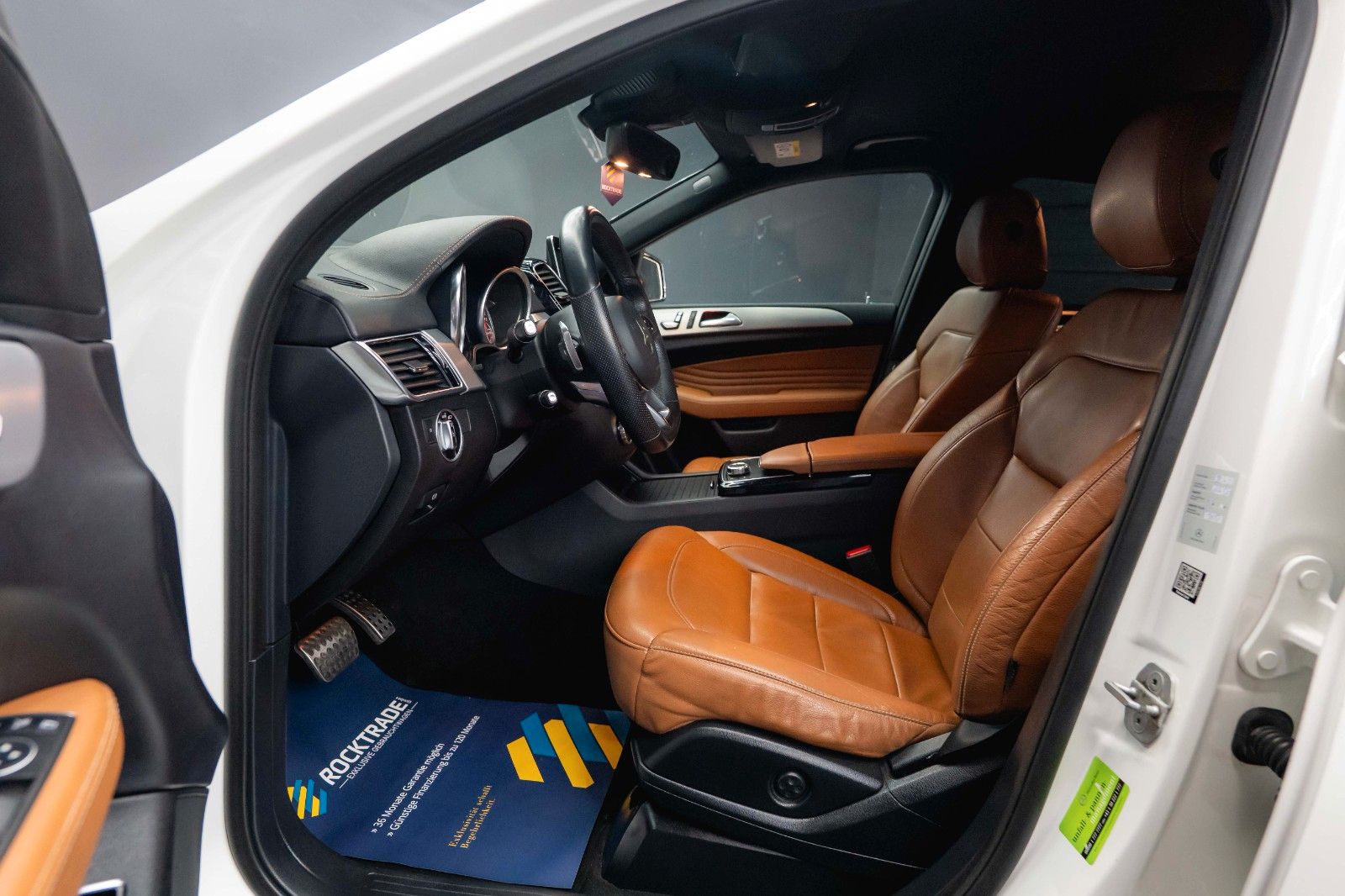 Fahrzeugabbildung Mercedes-Benz GLE 43 AMG Coupe Night-Paket *LED*Kamera*