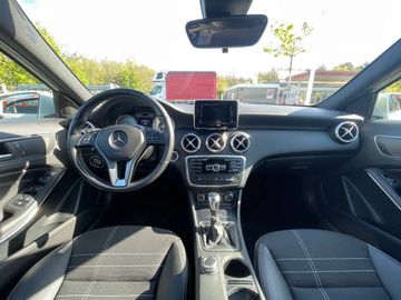 Fahrzeugabbildung Mercedes-Benz A 200 CDI Urban BlueEfficiency*Tempomat*Bi-Xenon