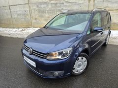 VW Touran Highline 2.0TDI 140PS 7Sitze Pano