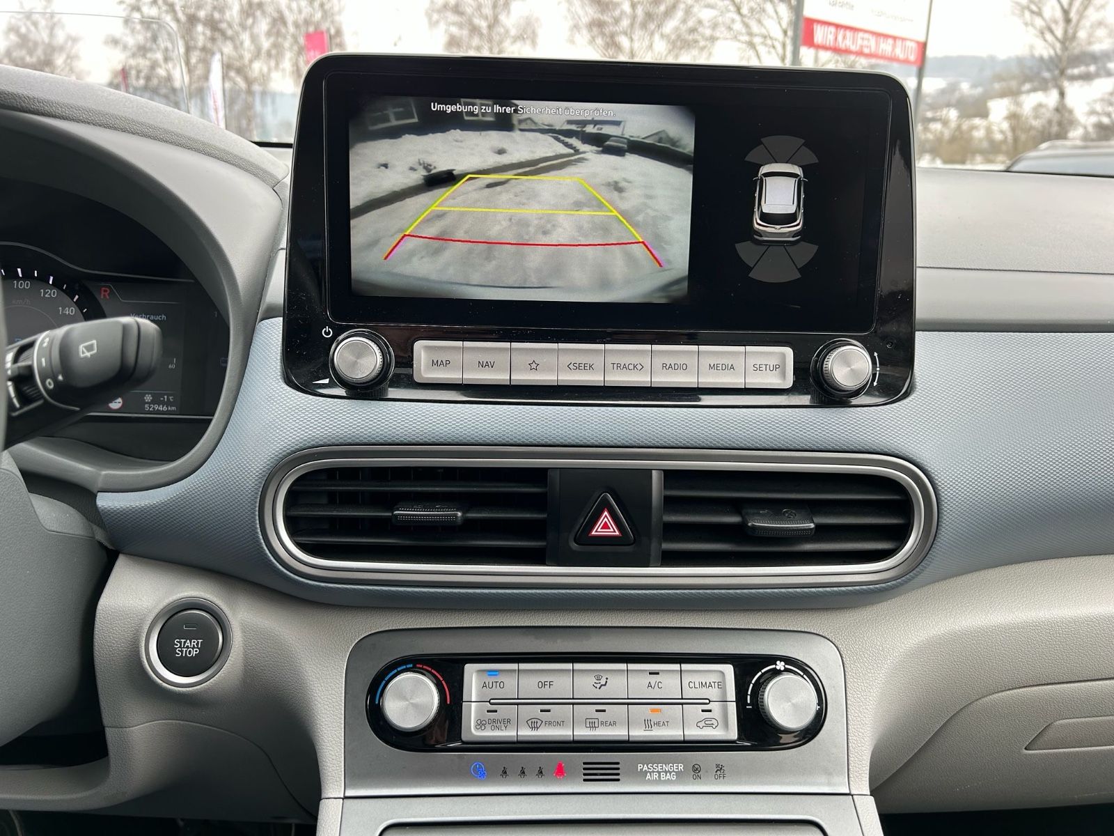 Fahrzeugabbildung Hyundai Kona Premium°64 kWh°Leder°CCS°HeadUp°1.Hand°