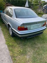 BMW Bmw e36 320i ( Tausch mōglich Angebot mit ... - BMW 320 mit Benzin-Antrieb: Coupé, Automatik, 320i E36