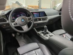 Fahrzeugabbildung BMW 320D TOURING ADVANTAGE NAVI/LED/M-SPORT/SH/LEDER