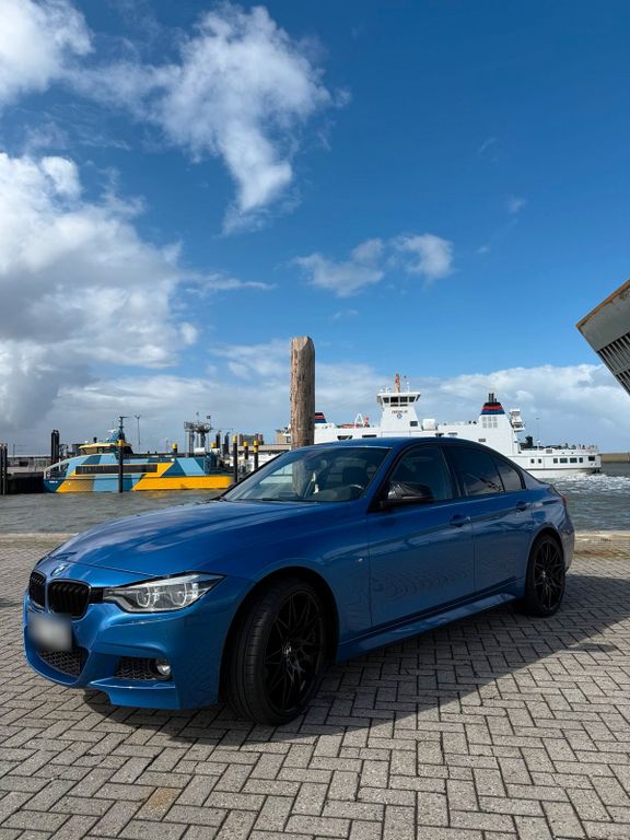 Image of BMW 320