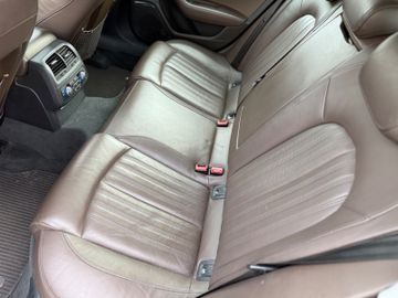 Audi A6 - 12