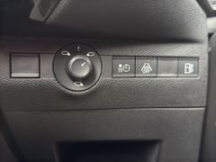 Fahrzeugabbildung DS Automobiles DS 7 1.6 E-Tense 225 Grand Chic Leder & Kamera