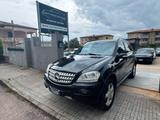 Mercedes-Benz MERCEDES ML 280 CDI-FATTURABILE - Mercedes ML 280 mit Schiebedach