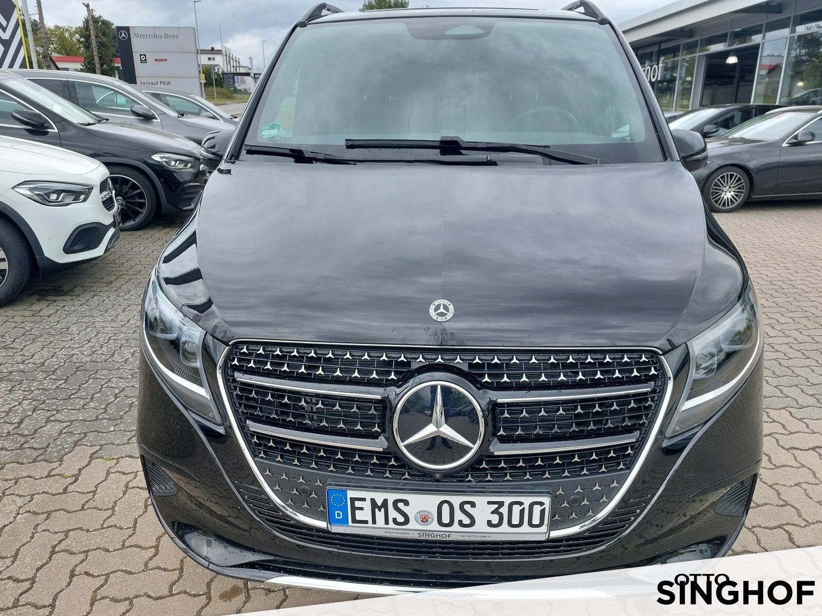 Fahrzeugabbildung Mercedes-Benz V 300 d AVANTGARDE Lang +AHK+360°+Distr+dyn.LED+