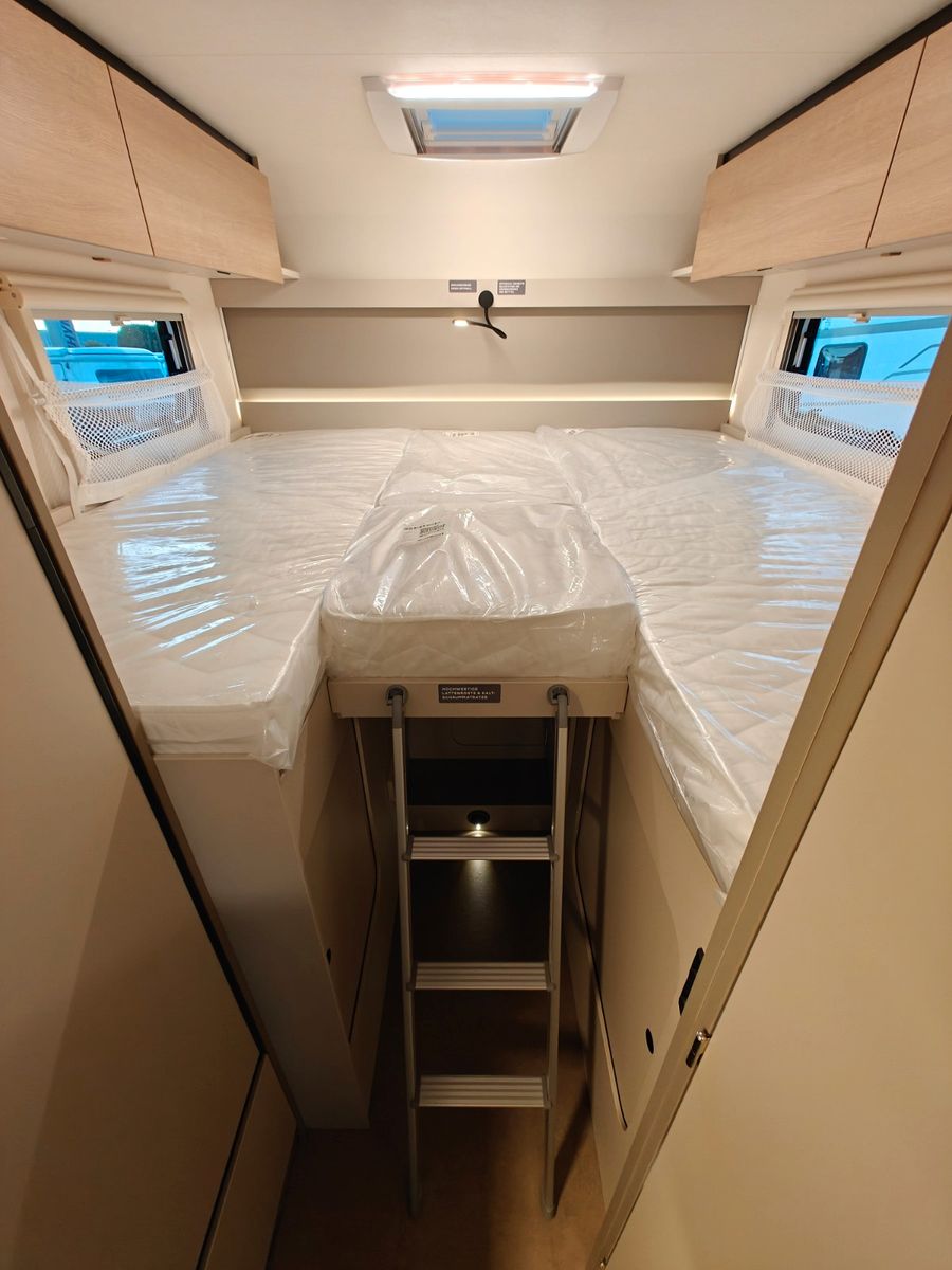 Fahrzeugabbildung LMC Tracer V 670 - Tracer Van Paket, 140PS, MJ2026 -