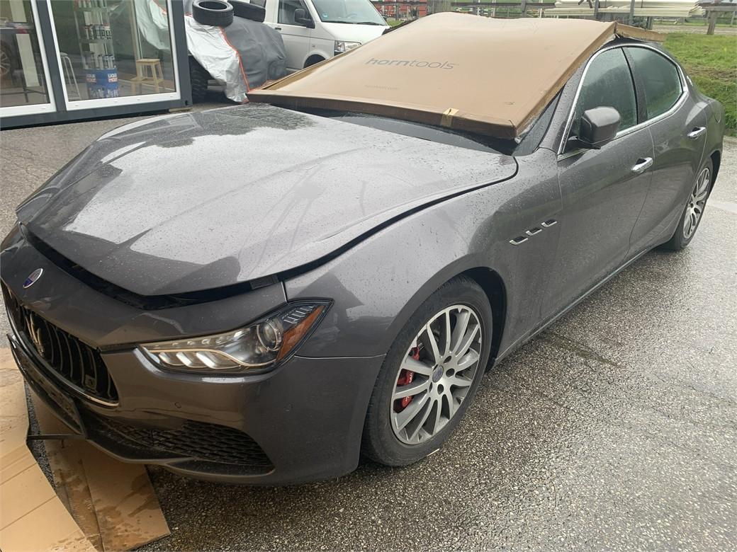 Maserati Ghibli 3,0 V6 Q4 4x4 NAVI Kamera eSD