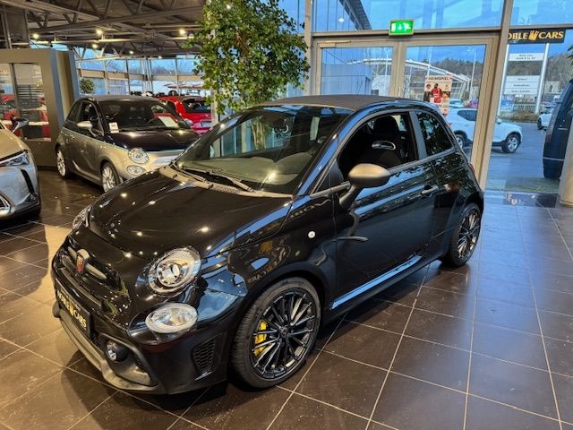 Fahrzeugabbildung Abarth 695C Cabrio AT BREMBO NAV PDC 17"