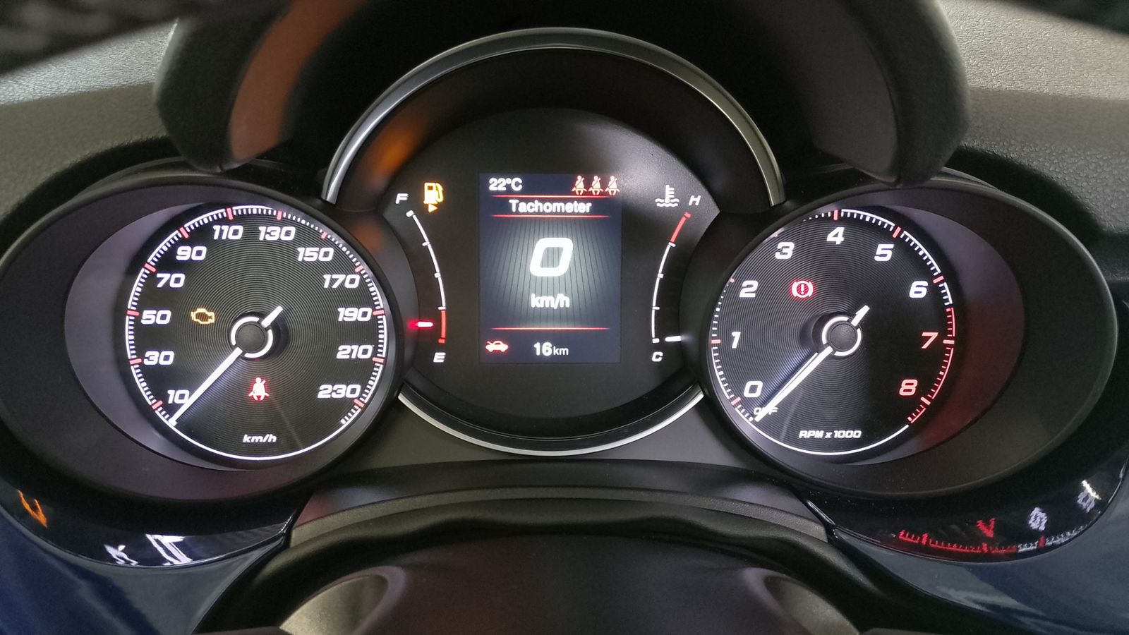 Fahrzeugabbildung Fiat 500X Yacht Club Capri