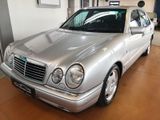 Mercedes-Benz E 240/ 1 Hd/ Rentner/Sammlerzustand