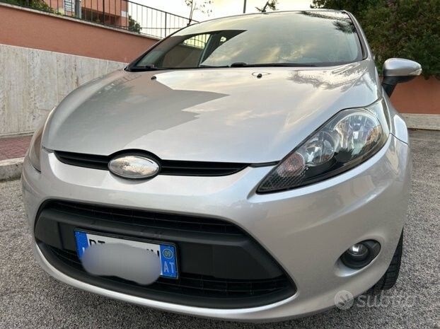 Ford Fiesta 1.4 TDCi ideale per neo patentati