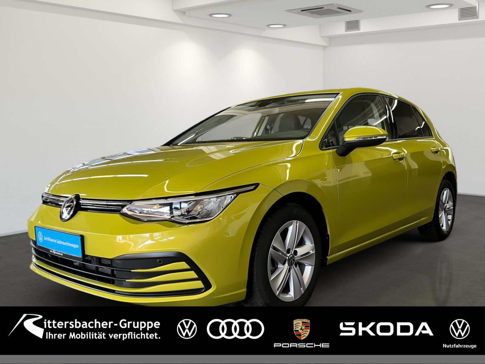 Volkswagen Golf VIII Life 1,0 eTSI DSG BusiPremiumPaket Nav foto 1