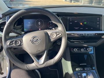 Opel GRANDLAND ULTIMATE HYBRID AT8