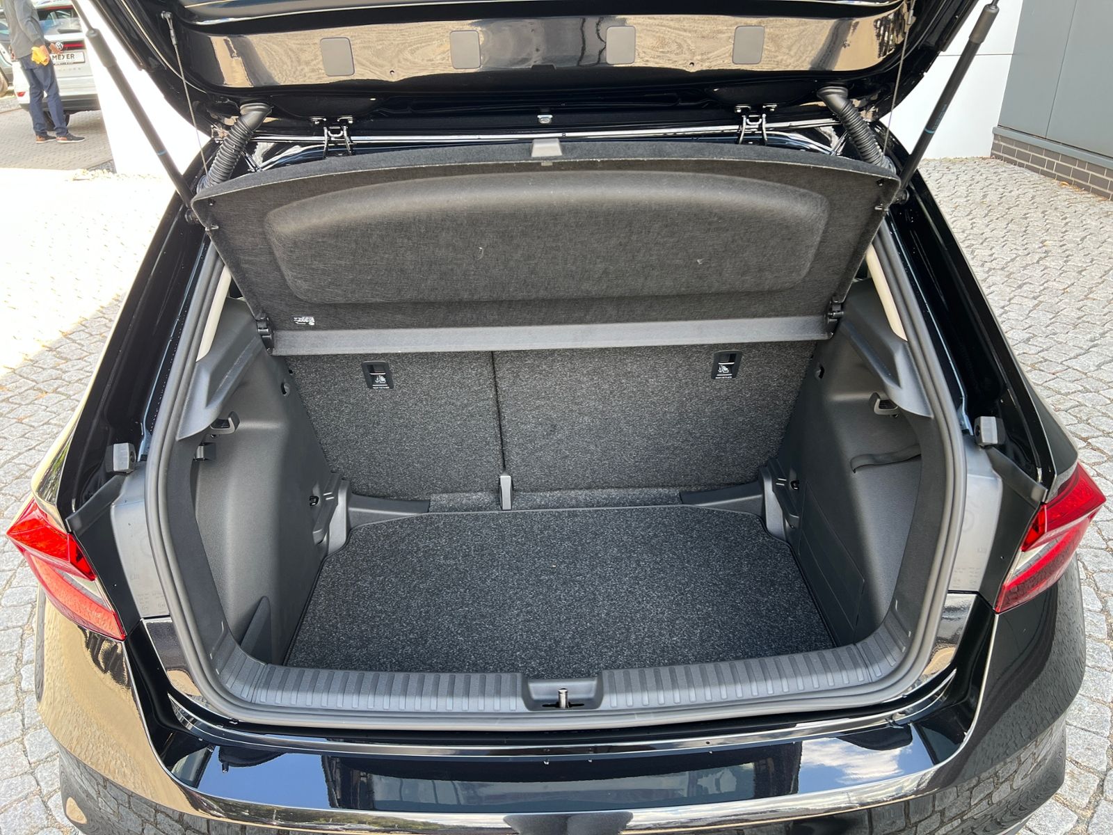Fahrzeugabbildung SKODA Fabia Selection 1.0 TSI DSG *LED, ACC, 15'-LM*