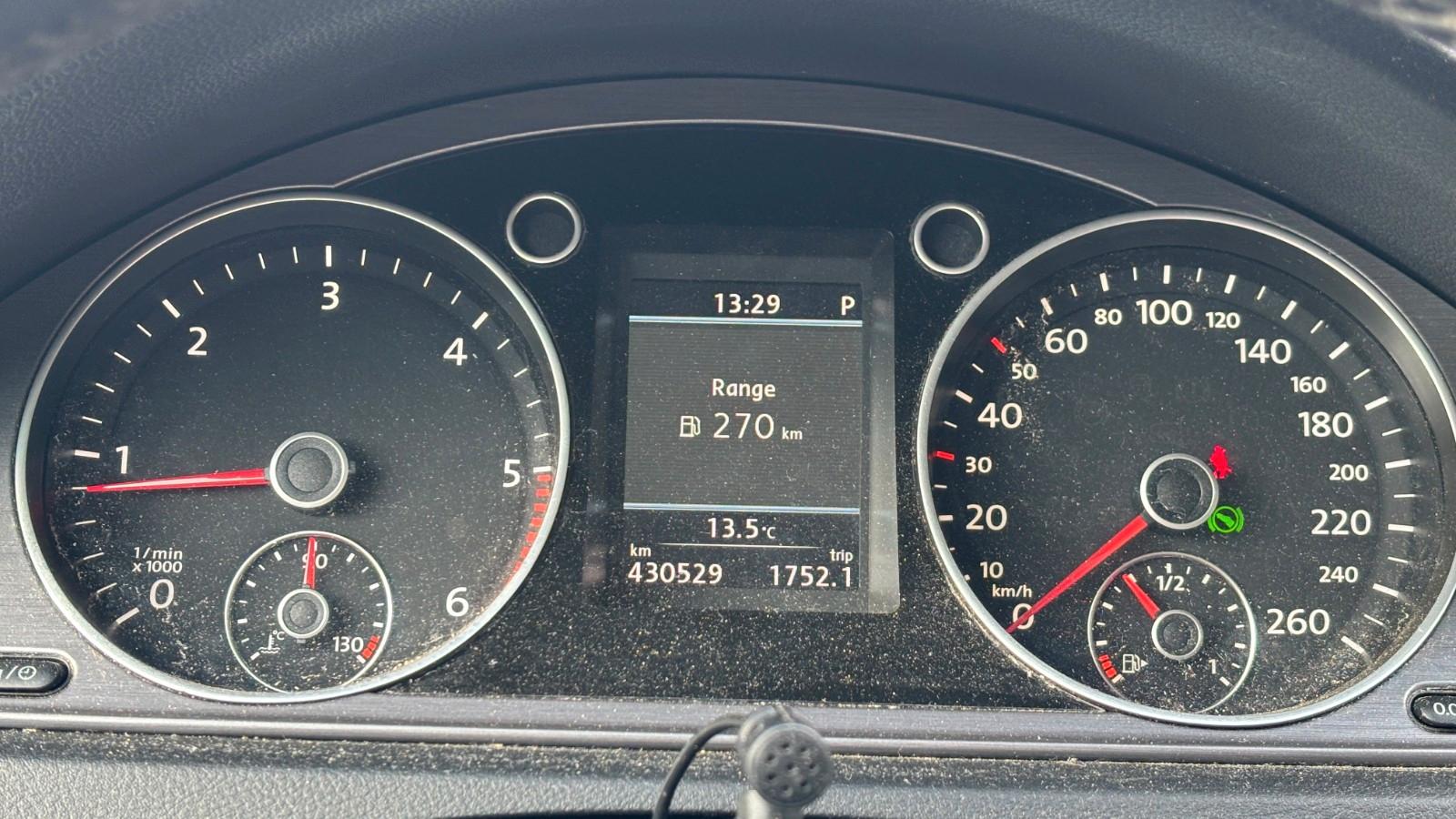 Volkswagen Passat 2014 — photo 13