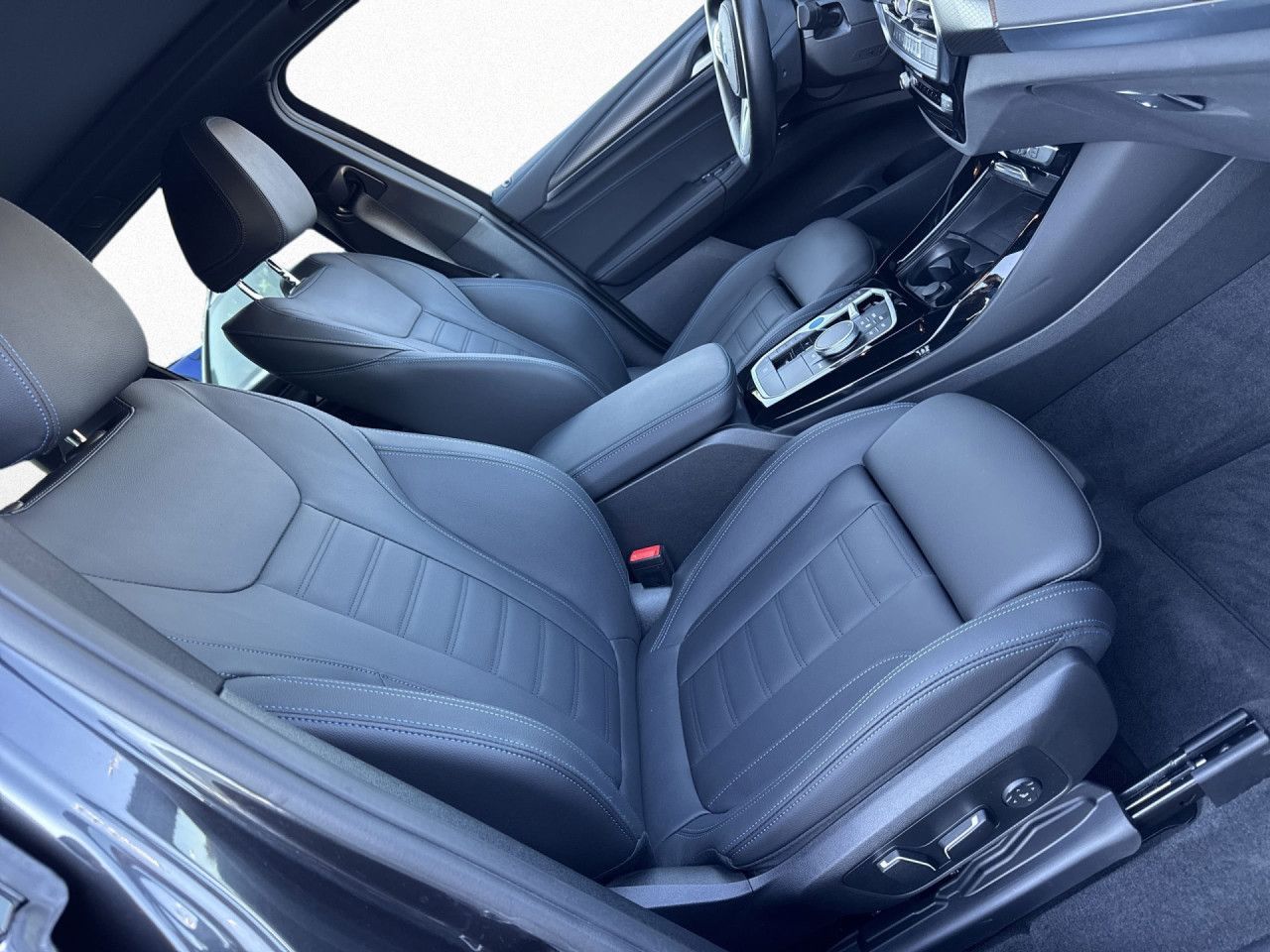 BMW iX3 M SPORT DAProf 360° Pano HUD H/K Memory 20" foto 11