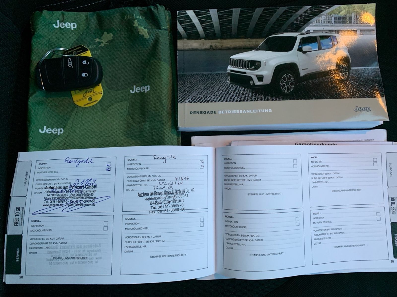 Fahrzeugabbildung Jeep Renegade 1.3 T-GDI Automatik Limited Navi AHK 1H