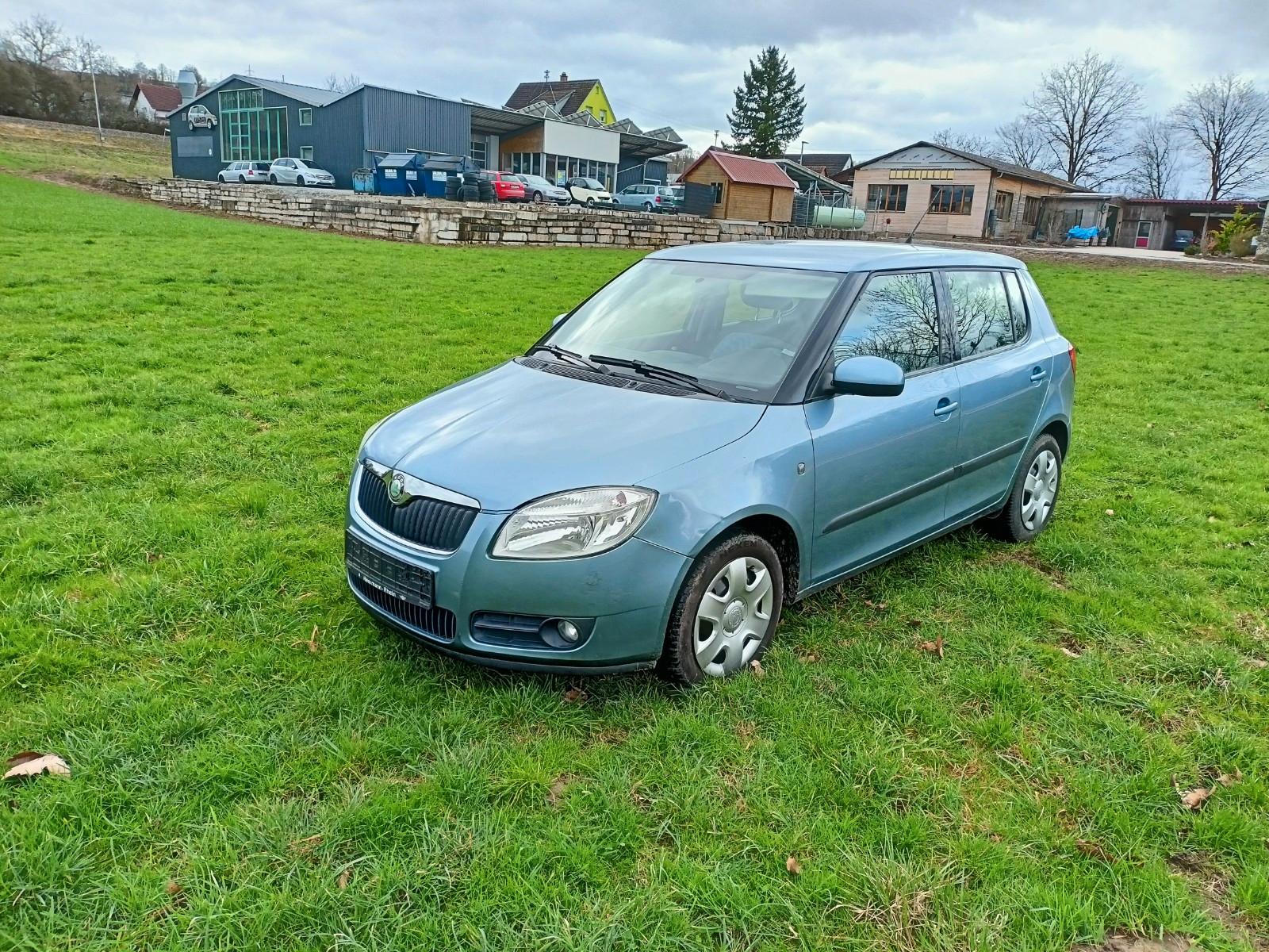 Skoda Fabia 1.4 TDI Klimatronic ESP AHK Tempomat Euro4