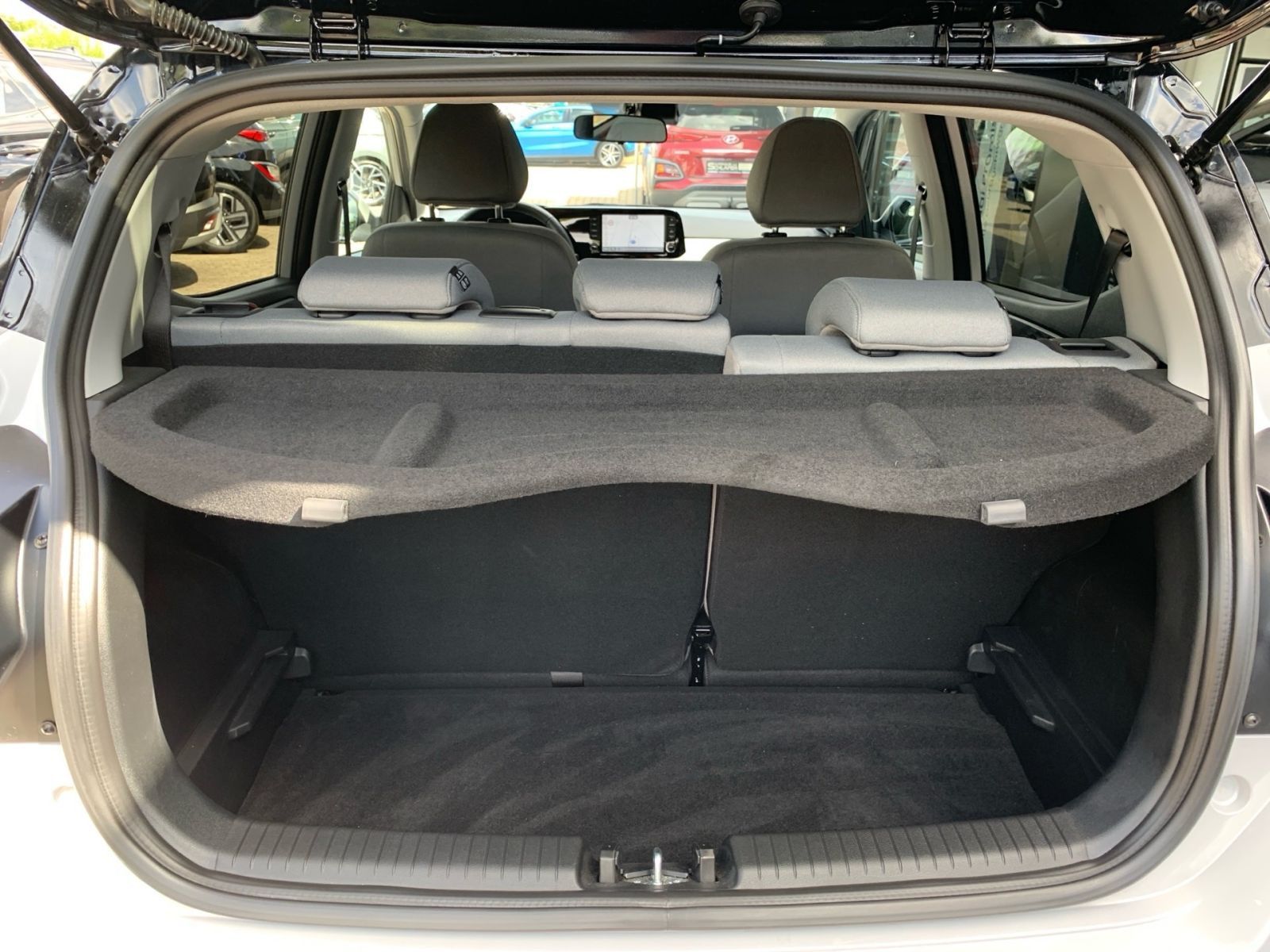 Fahrzeugabbildung Hyundai i10 1.2 Prime Navi Allwetter